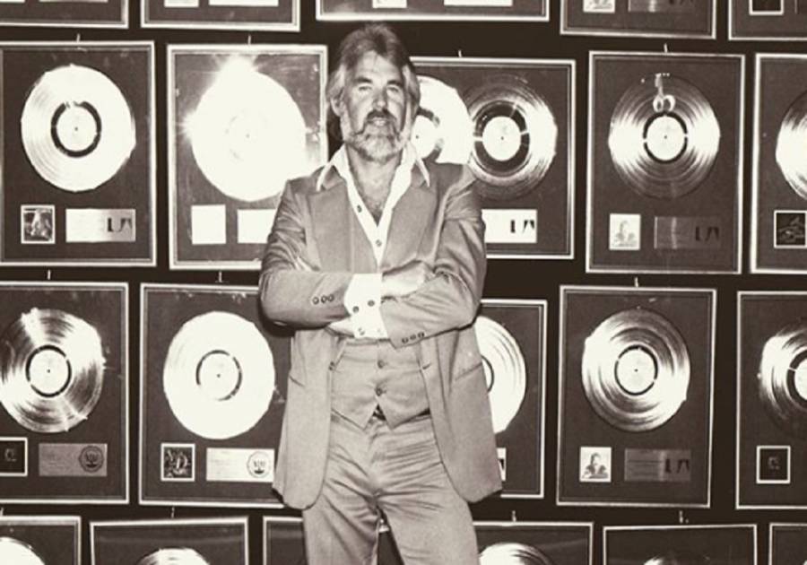 Kenny Rogers: Πέθανε ο θρύλος της country μουσικής