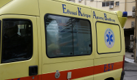Ελληνικό: Αιματηρή ληστεία με θύμα ανήλικο – Τον μαχαίρωσαν στην κοιλιά για ένα κινητό