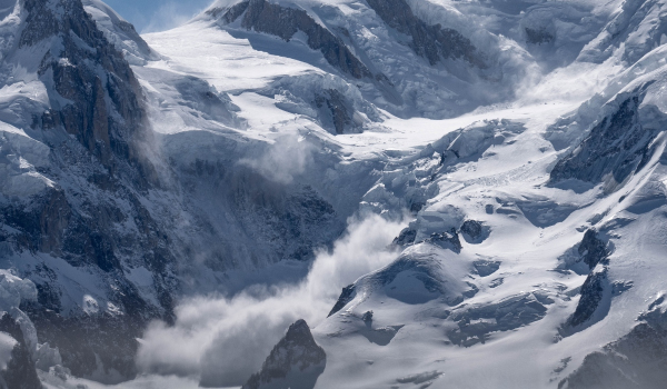 Ρωσία: Νεκροί πέντε ορειβάτες μετά από χιονοθύελλα