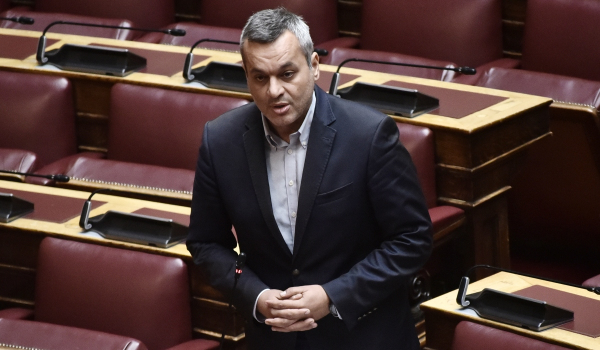 Μαμουλάκης στηρίζει Κασσελάκη: Το εξαιρετικό του χάρισμα ήταν δομικό έλλειμμα για τον ΣΥΡΙΖΑ