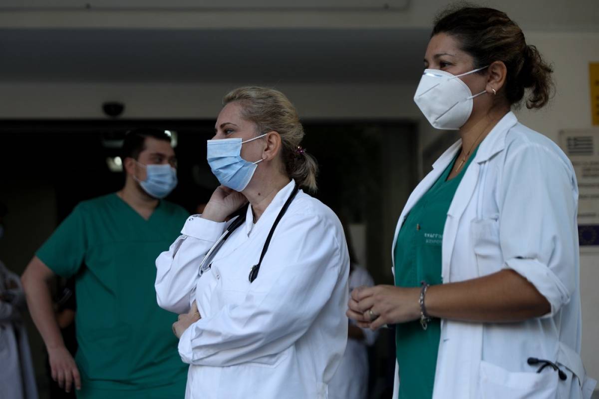 Ματίνα Παγώνη: H αγωνία είναι να μην φτάσουμε στα 2.000 κρούσματα, τα νοσοκομεία θέλουν προσωπικό