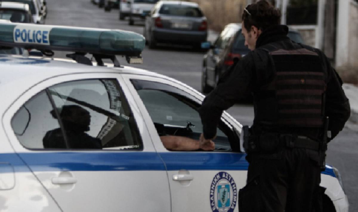 Βούλα: Τροχαίο με αστυνομικούς που παρακολουθούσαν έμπορο ναρκωτικών