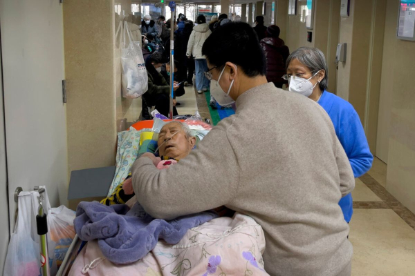 Κίνα: 60.000 θάνατοι λόγω Covid μέσα σε ένα μήνα, μόνο σε νοσοκομεία