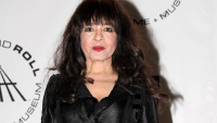 Ronnie Spector: Πέθανε η τραγουδίστρια των θρυλικών Ronettes