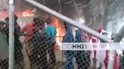 Λέσβος: Μεγάλη φωτιά στο Κέντρο Υποδοχής και Ταυτοποίησης στη Μόρια