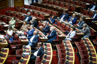 Πρέσινγκ ΣΥΡΙΖΑ σε ΝΔ: Τροπολογία για τις παρακολουθήσεις