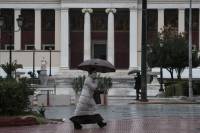 Καιρός: Περιορίζεται η κακοκαιρία σε Κρήτη και Εύβοια, βελτίωση από το απόγευμα