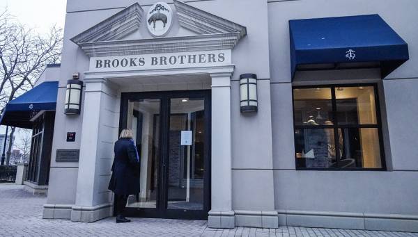 Brooks Brothers: Κήρυξε πτώχευση μετά από δύο αιώνες