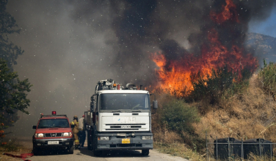 Φωτιά στη Ρόδο: Ολονύχτια μάχη με τις φλόγες - Μήνυμα από το 112 στην Ψίνθο