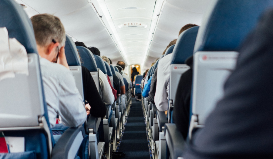 Χάος σε πτήση λόγω φάρσας: Έστειλαν στους επιβάτες φωτογραφίες με αεροπορικά δυστυχήματα