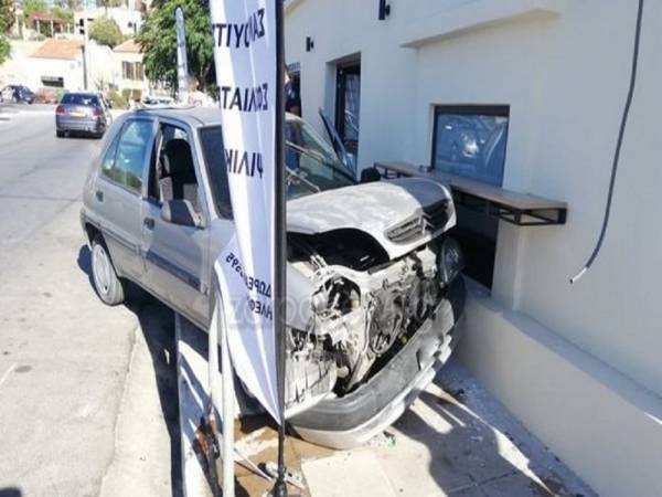 Χανιά: Αυτοκίνητο ξέφυγε της πορείας του και καρφώθηκε σε τοίχο