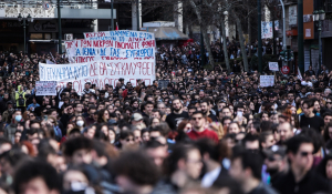 Οι πλατείες ήταν γεμάτες - Οι μεγαλύτερες συγκεντρώσεις των τελευταίων δεκαετιών σε όλη την Ελλάδα (βίντεο, εικόνες)