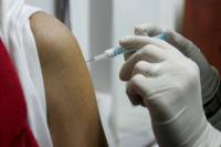 Εμβολιασμός: Ο κίνδυνος να γίνει επικοινωνιακό σόου