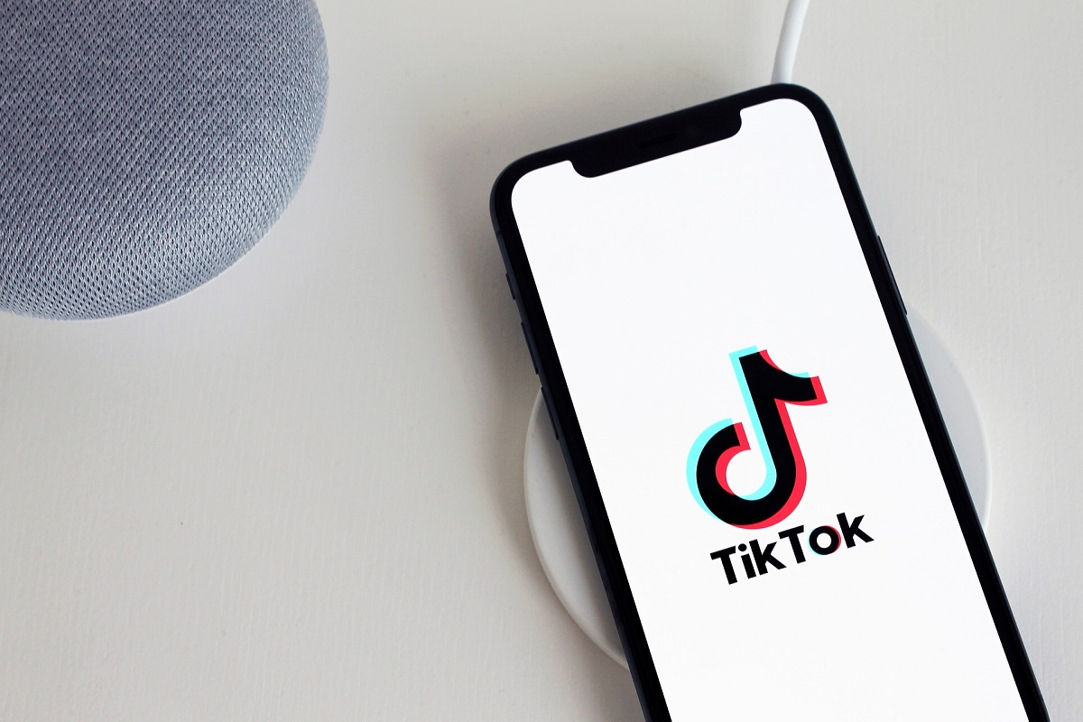 TikTok: Βάζει όριο έως 60 λεπτά στους χρήστες κάτω των 18