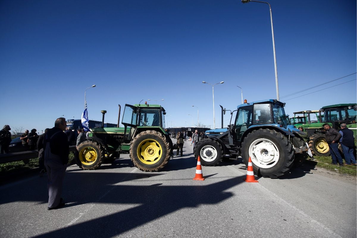 Ζεσταίνουν τα τρακτέρ τους οι αγρότες: Ετοιμάζουν κινητοποιήσεις στον Ε65