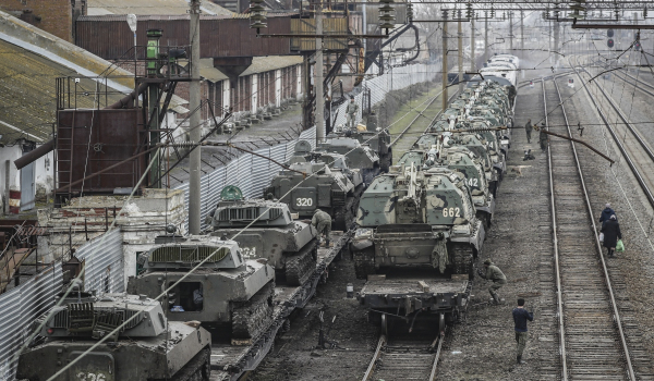 Ουκρανικός vs ρωσικός στρατός: Ποιος υπερτερεί σε υλικό και εμπειρία