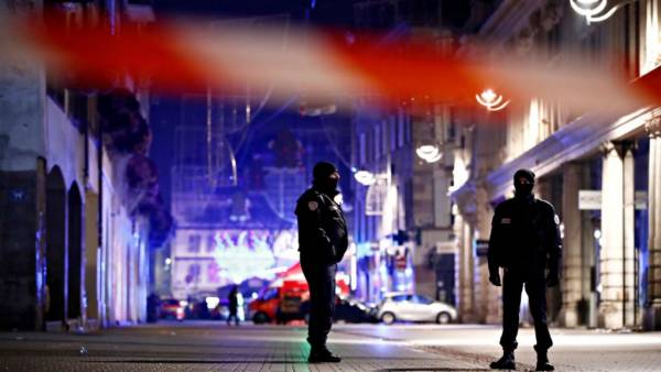 Αφαντος ο δράστης της φονικής επίθεσης στο Στρασβούργο