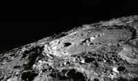 Οι Κινέζοι βρήκαν ίχνη νερού στο φεγγάρι