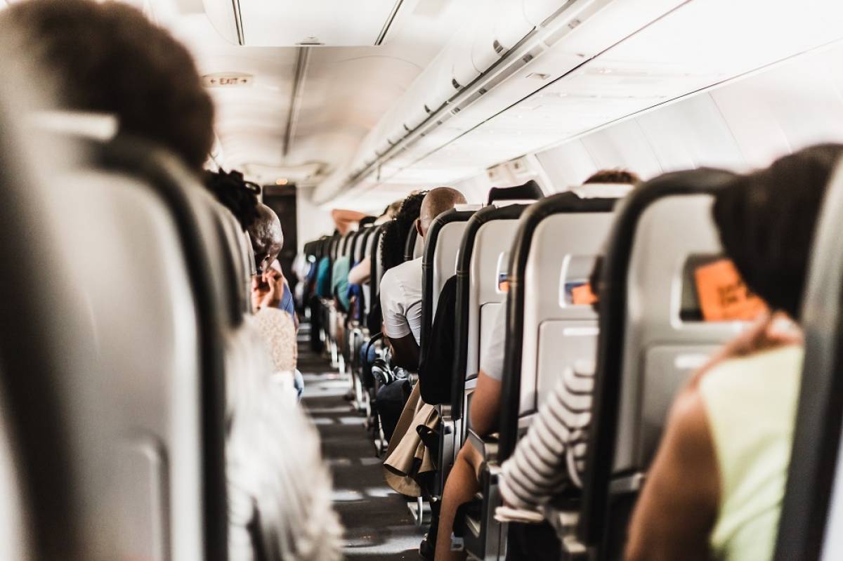 Κορονοϊός: Ένταση σε πτήση από Ρόδο με επιβάτη που αρνούνταν να βάλει μάσκα
