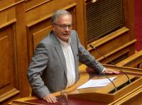 Βουλευτής ΣΥΡΙΖΑ για «τοξοβόλο» του Συντάγματος: «Σιγά τον εγκληματία»