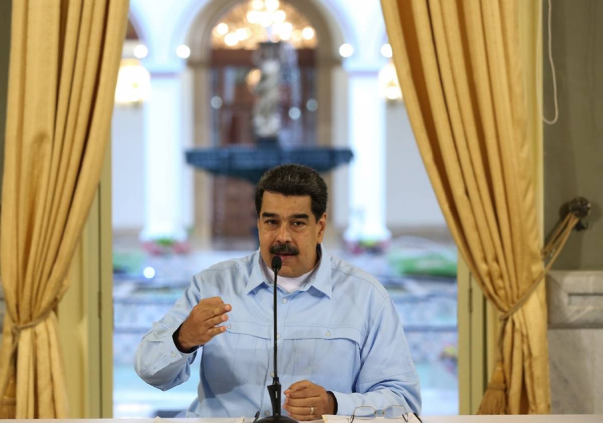Για επαφές μεταξύ Βενεζουέλας και ΗΠΑ κάνουν λόγο Τραμπ και Μαδούρο