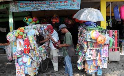 Περισσότεροι από 270 Ινδονήσιοι πέθαναν από κόπωση
