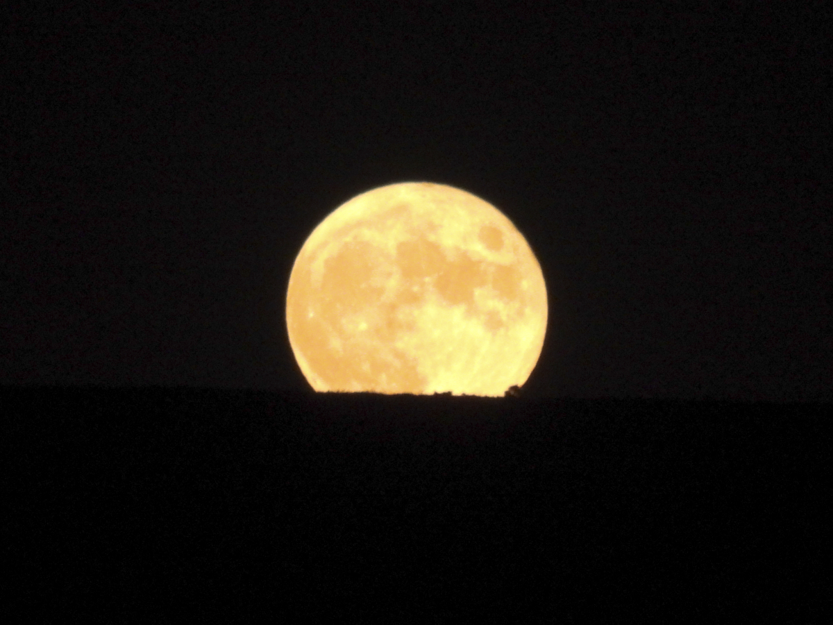 Πανσέληνος Σεπτεμβρίου 2022: Μαγευτικές εικόνες για το «Φεγγάρι του θερισμού»