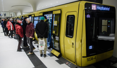 Το Βερολίνο ρίχνει 34% την τιμή στο μηνιαίο εισιτήριο για τα Μέσα Μεταφοράς