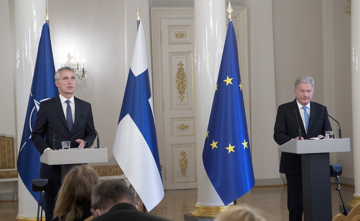Επίσημο: Η Φινλανδία κατέθεσε αίτημα για την ένταξή της στο ΝΑΤΟ