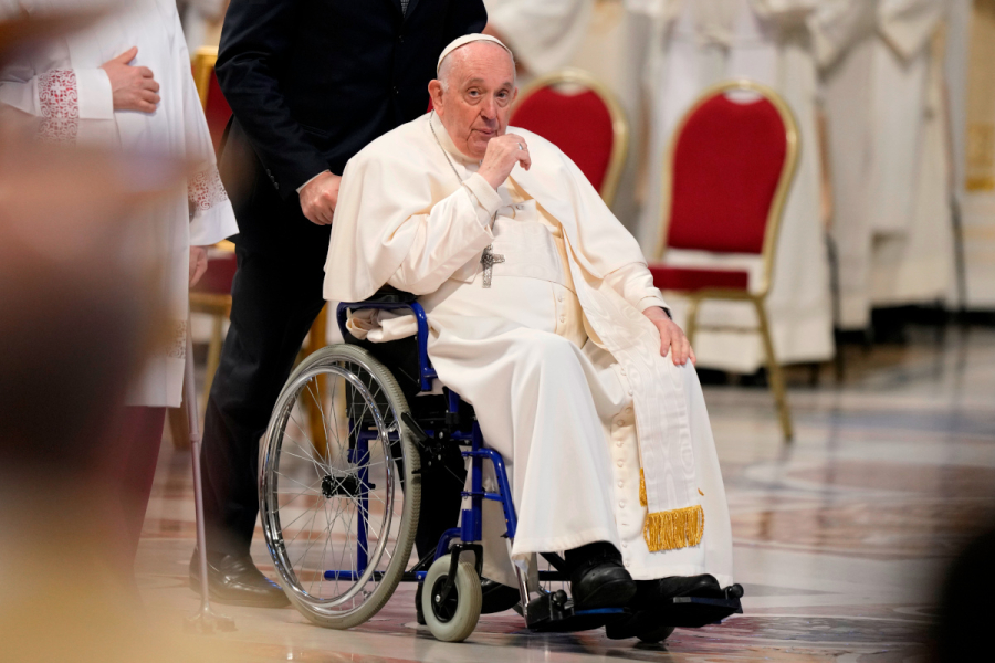 Ιταλία: Ο πάπας Φραγκίσκος δεν θα παραβρεθεί στην Οδό του Σταυρού στο Κολοσσαίο