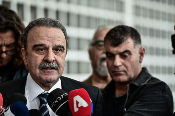 Γ. Λακόπουλος: Ο Μαντζουράνης βάζει δύσκολα στον Ντογιάκο: υπάρχουν μάρτυρες, προστάτευσέ τους