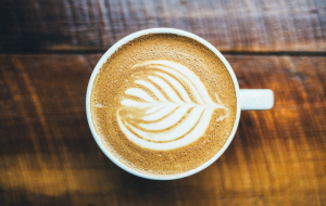 Έρευνα: Η κατανάλωση καφέ μειώνει τον κίνδυνο καρδιακής ανεπάρκειας