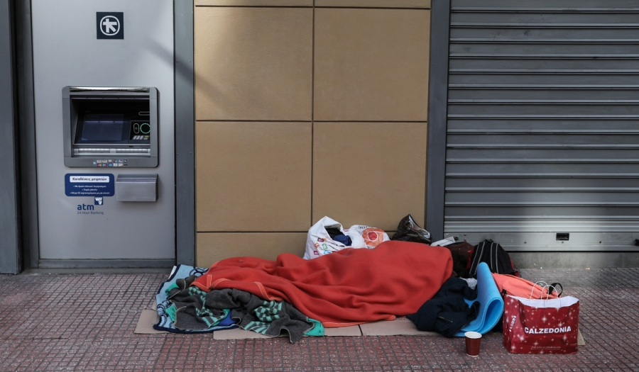 Θεσσαλονίκη: Άστεγος μαχαίρωσε άστεγο την ώρα που κοιμόταν