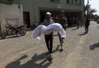 Λουτρό αίματος στη Γάζα: Αεροπορική επιδρομή ξεκλήρισε οικογένεια – 22 νεκροί, τα επτά παιδιά