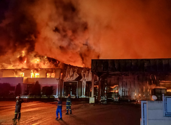Φωτιά στο εργοστάσιο στη Λαμία: Είχαν ζητήσει αύξηση αποζημίωσης λίγο πριν καεί