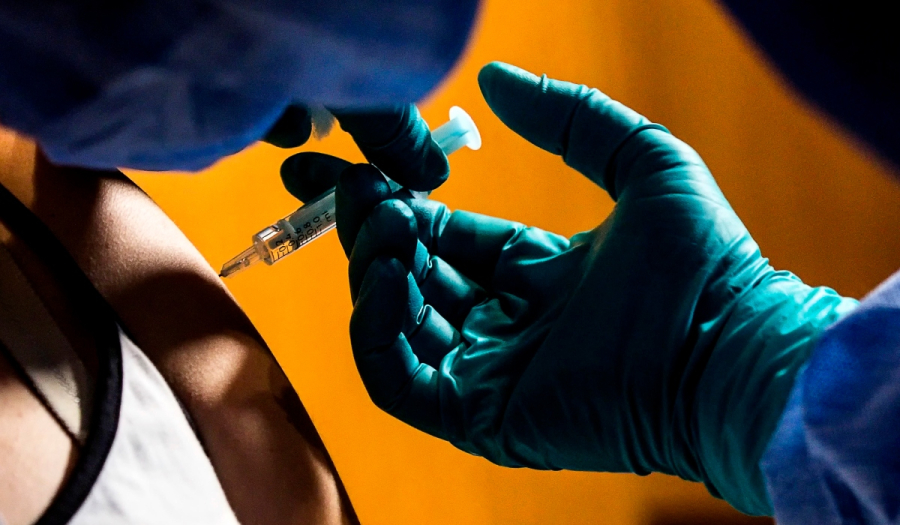 Φθηνότερο και πιο αποτελεσματικό εμβόλιο κατά της ελονοσίας ενέκρινε ο ΠΟΥ