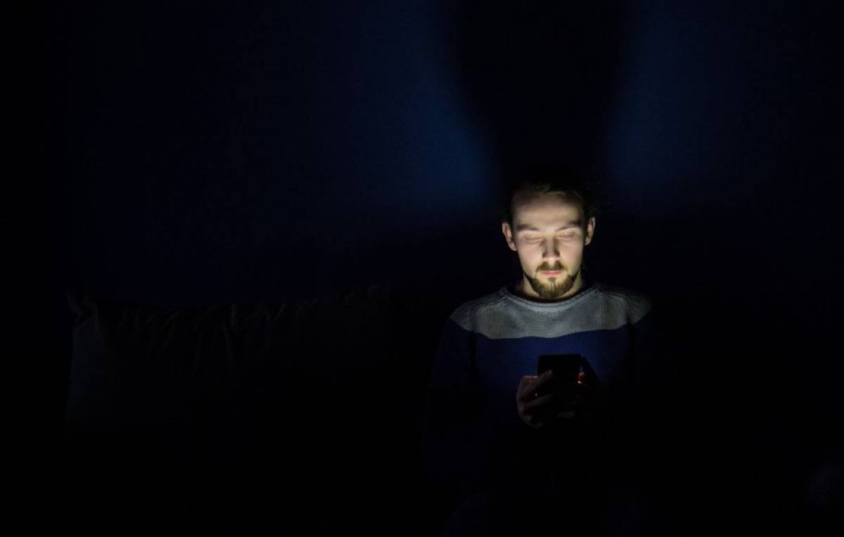 Stalking: Αύξηση στα περιστατικά παρακολούθησης - Πρόσφορο έδαφος στα social media