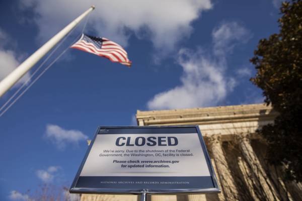 ΗΠΑ: Παρατείνεται το «shutdown» μέχρι την ερχόμενη εβδομάδα
