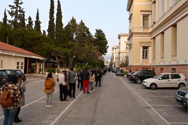Τέμπη: Συνεχίζεται και σήμερα η αιμοδοσία σε Αθήνα και Λάρισα – Τα σημεία και οι ώρες