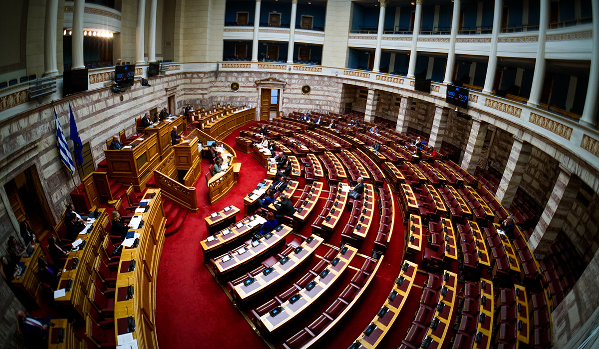 Τροπολογίες από ΣΥΡΙΖΑ και ΠΑΣΟΚ για στήριξη ευάλωτων κοινωνικών ομάδων