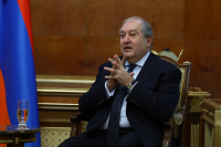 Αρμενία: Η αποκατάσταση των σχέσεων με Αζερμπαϊτζάν και Τουρκία ο λόγος παραίτησης του Προέδρου