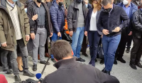 Η συνάντηση του Αλέξη Τσίπρα με μουσικούς του δρόμου - Δείτε το βίντεο