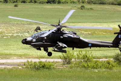 Πόλεμος στην Ουκρανία: Φεύγουν 12 αμερικανικά Apache από τον Βόλο για την Πολωνία