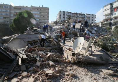 Τουρκία: Τουλάχιστον 35 νεκροί και 880 τραυματίες από τον ισχυρό σεισμό