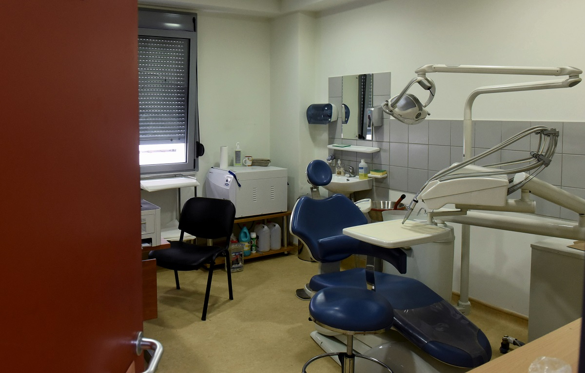 Απίστευτο αλαλούμ με την επίσκεψη στον οδοντίατρο και το rapid test: Τι ισχύει τελικά