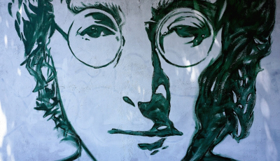 John Lennon: 5 θρυλικά τραγούδια του «σκαθαριού» που άλλαξε τον κόσμο
