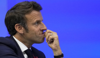 «Ο βασιλιάς Μακρόν είναι γυμνός»: Νέες εκλογές ή χάος «βλέπουν» τα γαλλικά ΜΜΕ