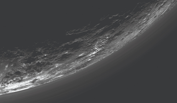 NASA: Ηφαίστεια που «ξερνάνε πάγο» παρατηρήθηκαν στον Πλούτωνα