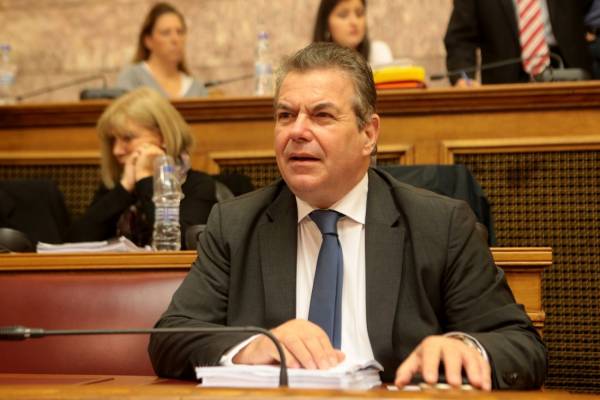 Πετρόπουλος: Απαλλαγή από κατασχέσεις για όσουν ενταχθούν στις 120 δόσεις