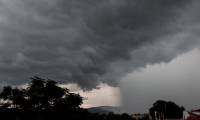 Κακοκαιρία «Θάλεια»: Βροχές από το μεσημέρι στην Αττική - «Κατακλυσμός» στον Λαγκαδά